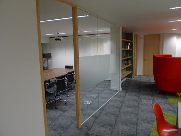 freesat office build 8.JPG