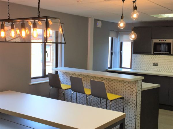 understanding recruitment office refurb 7.JPG